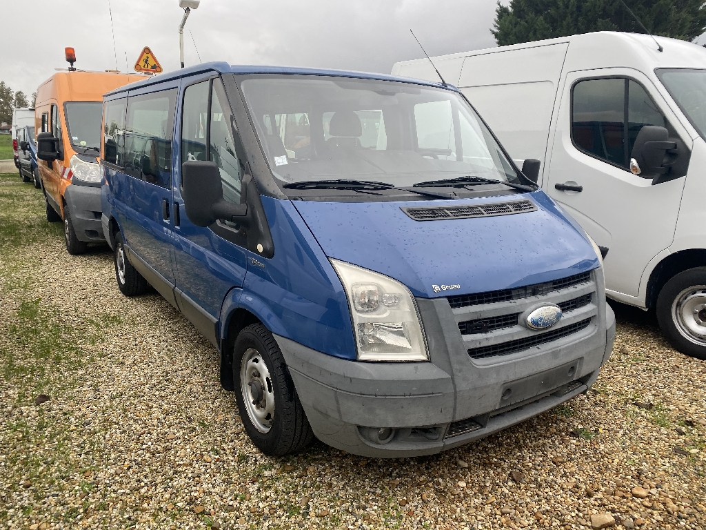 FORD TRANSIT - vue 1