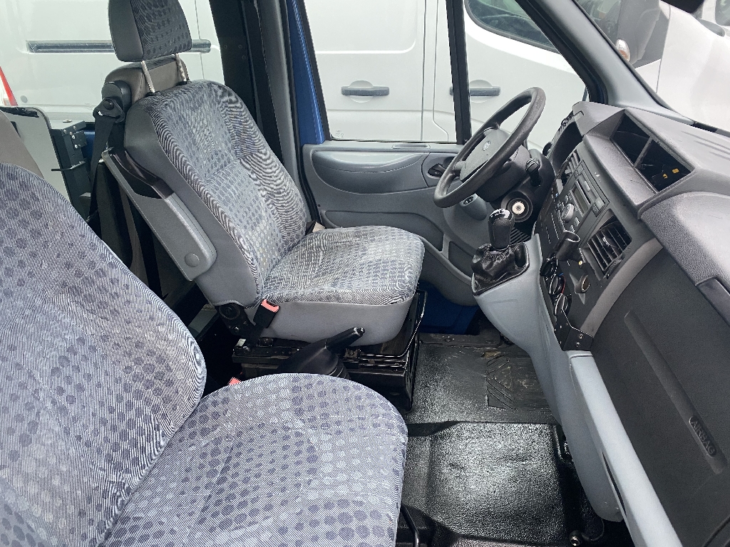 FORD TRANSIT - vue 1