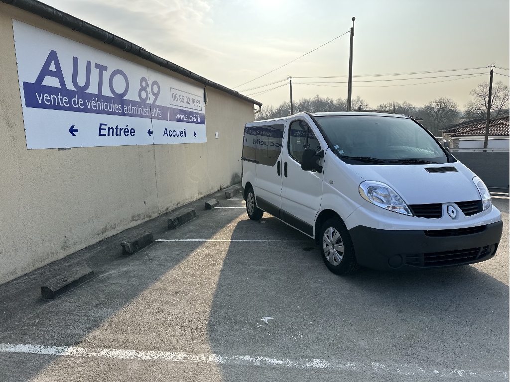 RENAULT TRAFIC  - vue 1