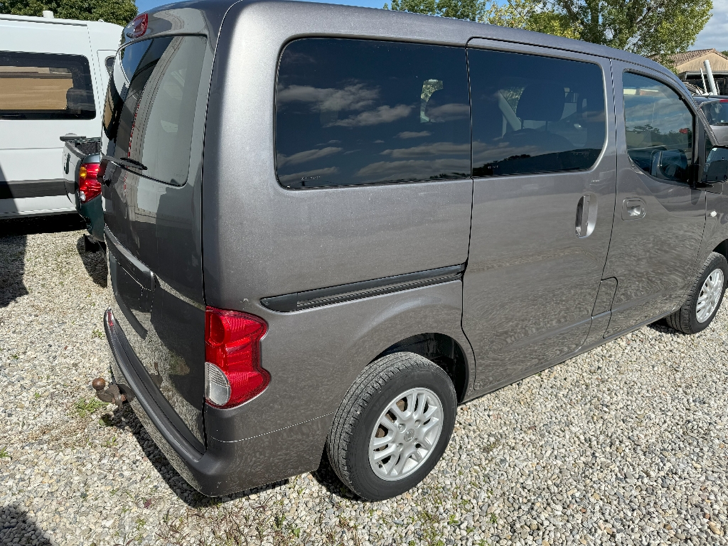 NISSAN NV200 - vue 1