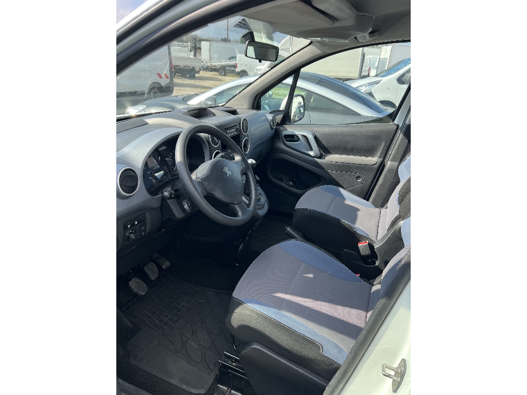 PEUGEOT PARTNER - vue 1
