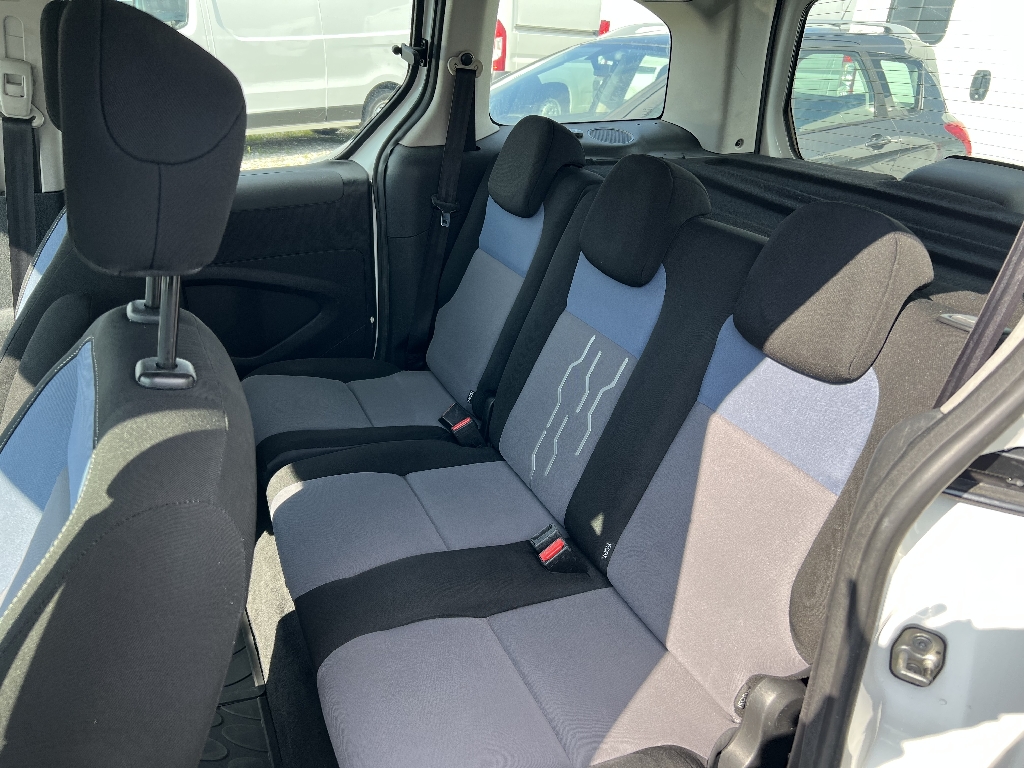 PEUGEOT PARTNER - vue 1