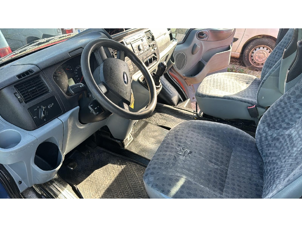 FORD TRANSIT - vue 1