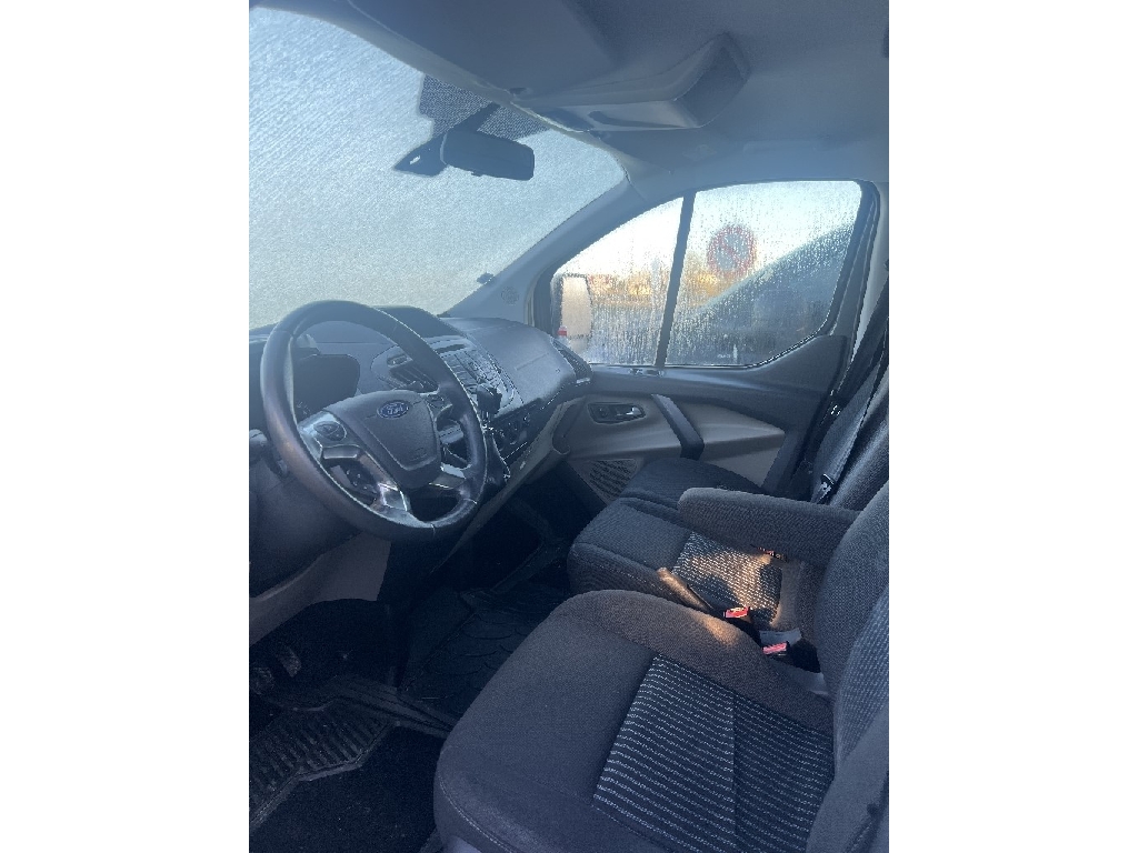 FORD TOURNEO CUSTOM - vue 1