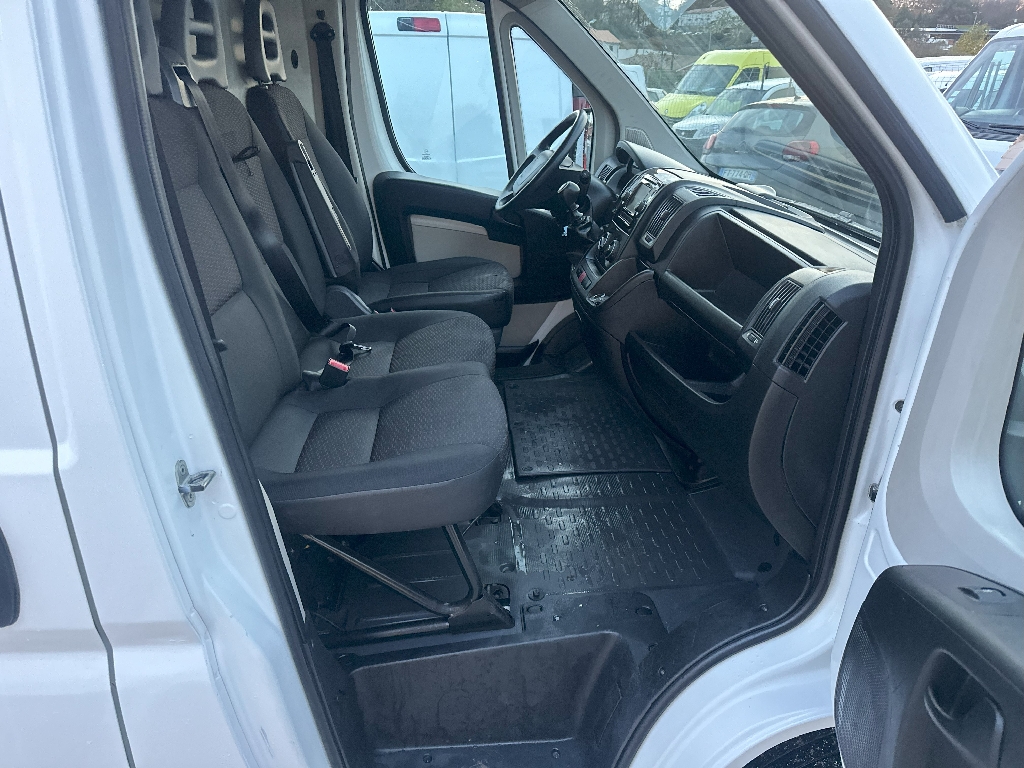 PEUGEOT BOXER - vue 1