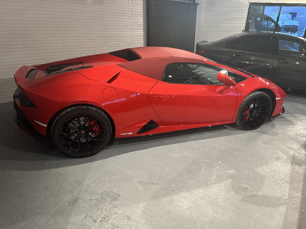 LAMBORGHINI HURACAN EVO SPYDER - vue 1