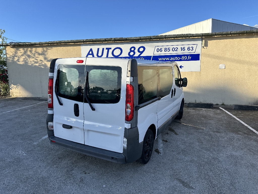 RENAULT TRAFIC - vue 1