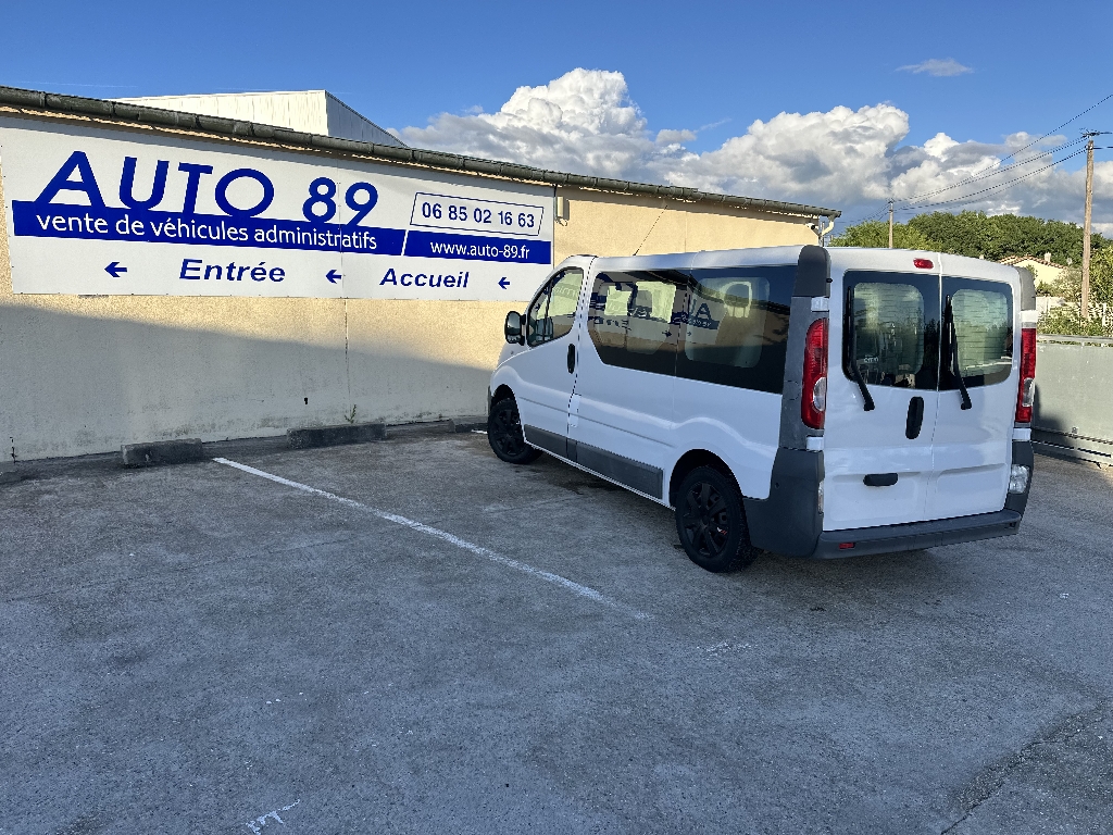RENAULT TRAFIC - vue 1