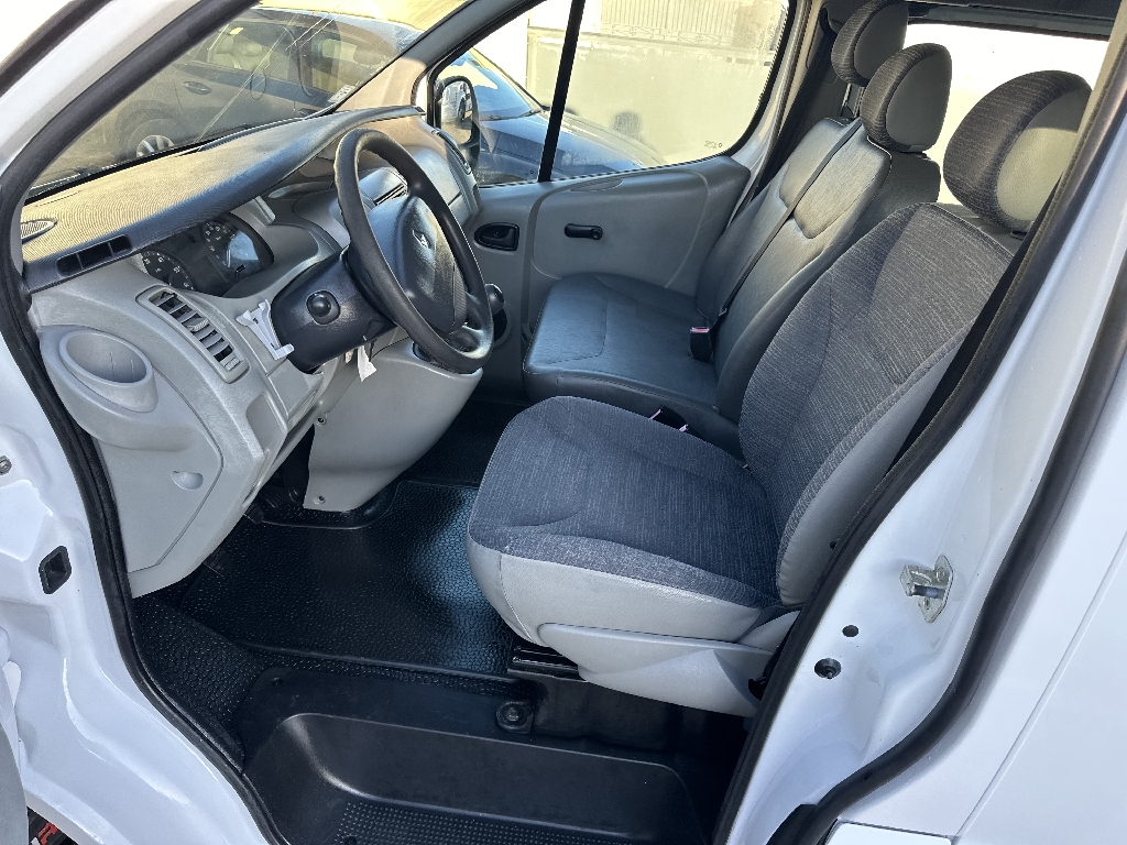 RENAULT TRAFIC - vue 1