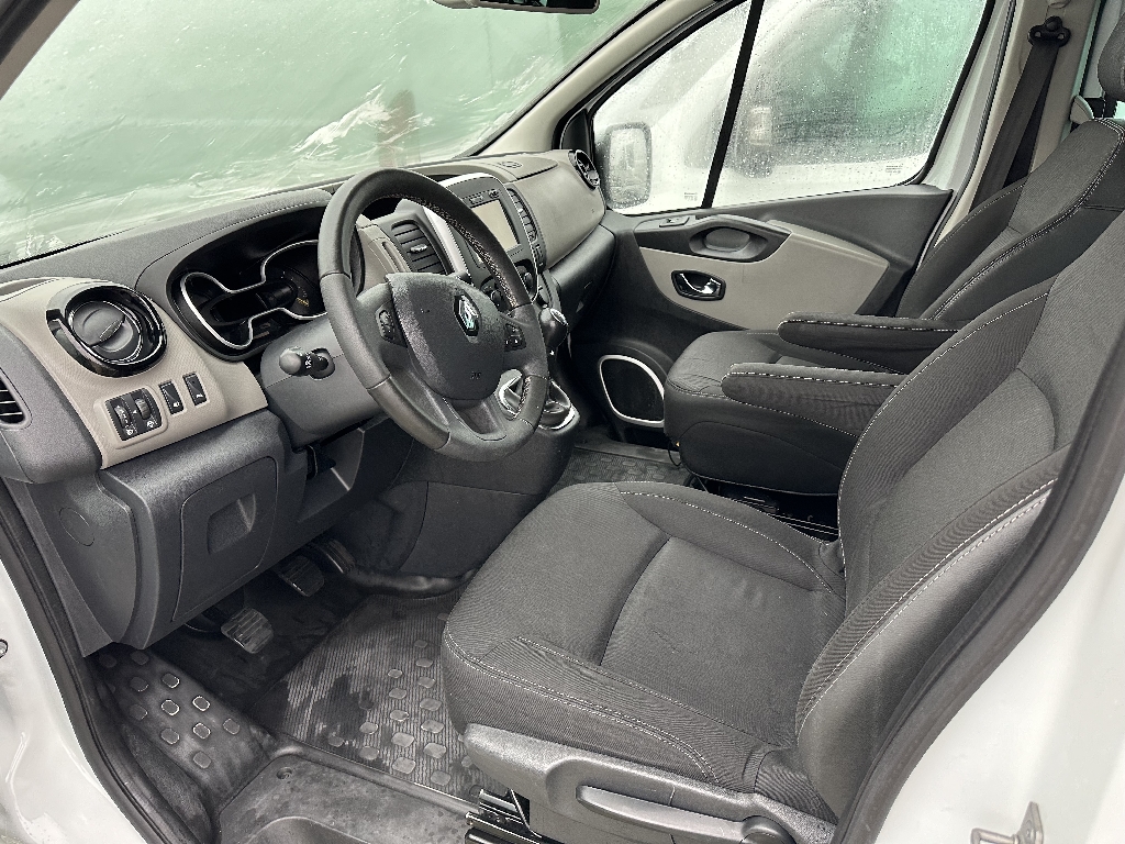 RENAULT TRAFIC - vue 1