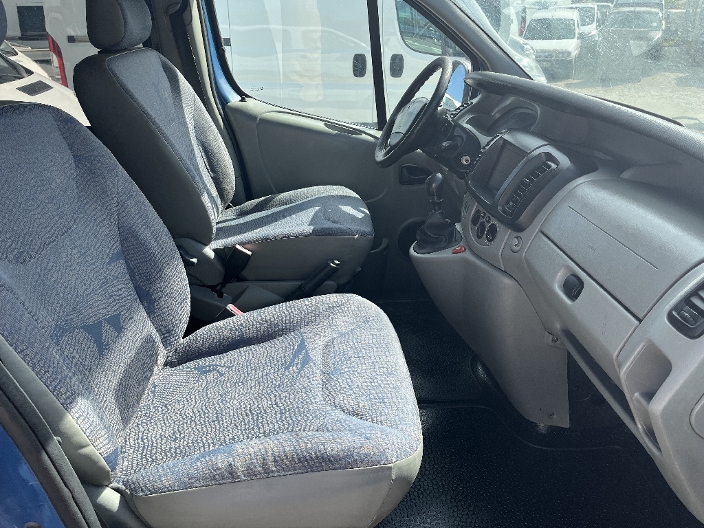 RENAULT TRAFIC - vue 1