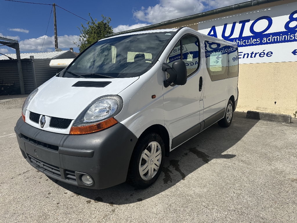 RENAULT TRAFIC - vue 1