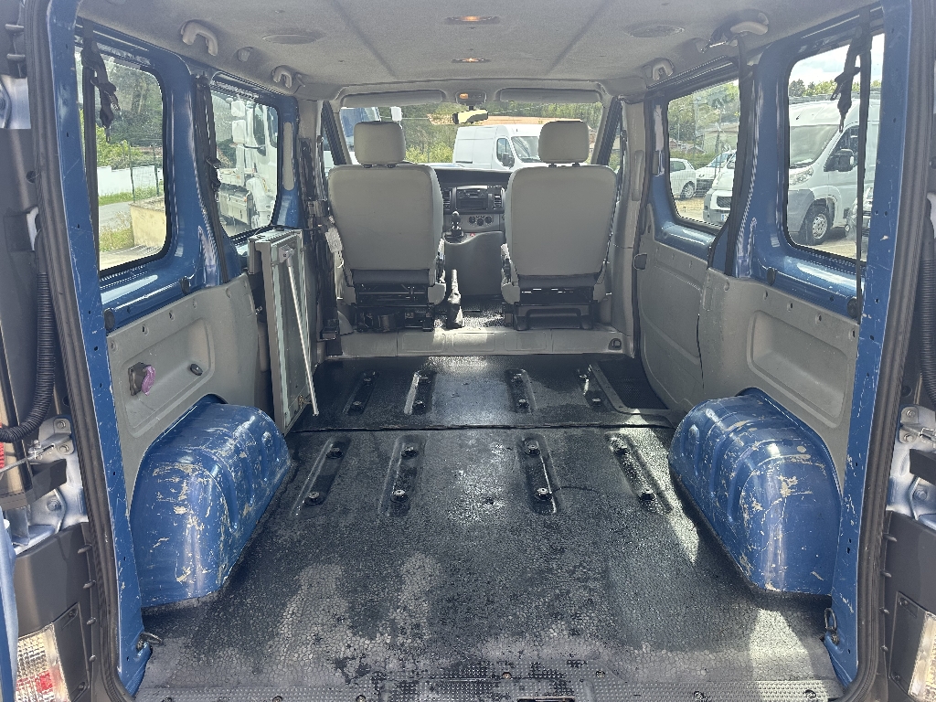 RENAULT TRAFIC - vue 1