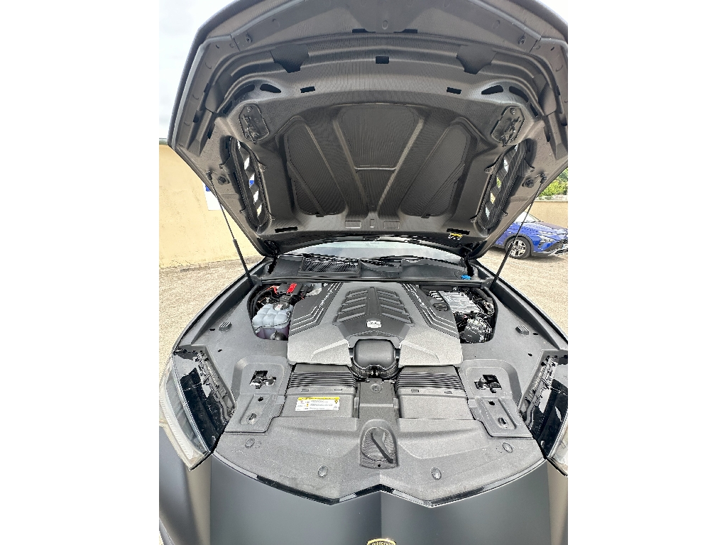 LAMBORGHINI URUS - vue 1