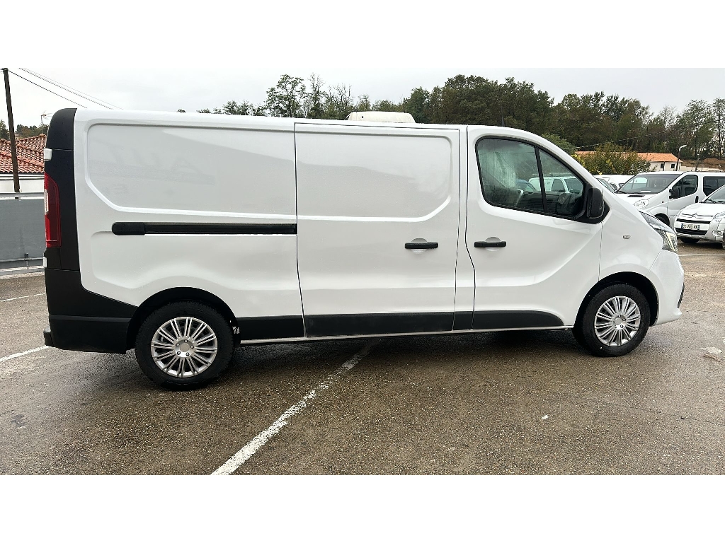RENAULT TRAFIC - vue 1