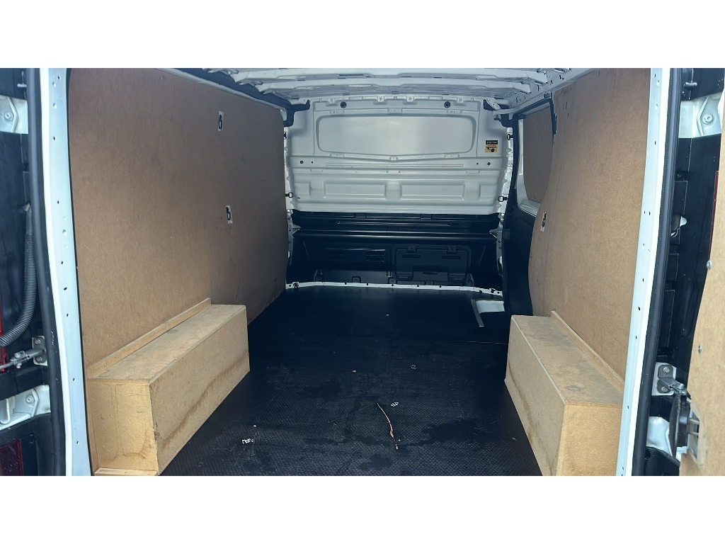RENAULT TRAFIC - vue 1