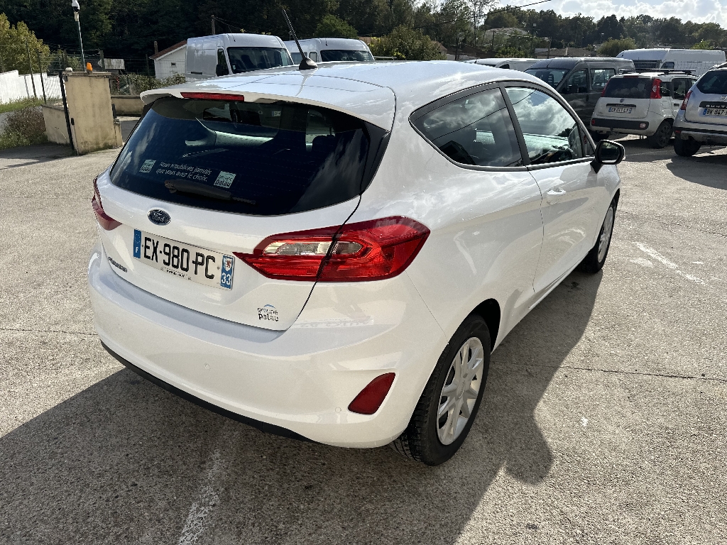FORD FIESTA - vue 1