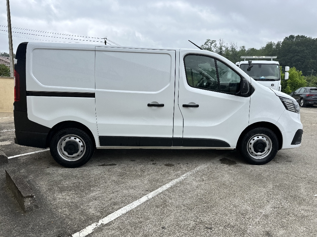 RENAULT TRAFIC - vue 1