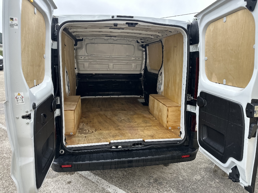 RENAULT TRAFIC - vue 1