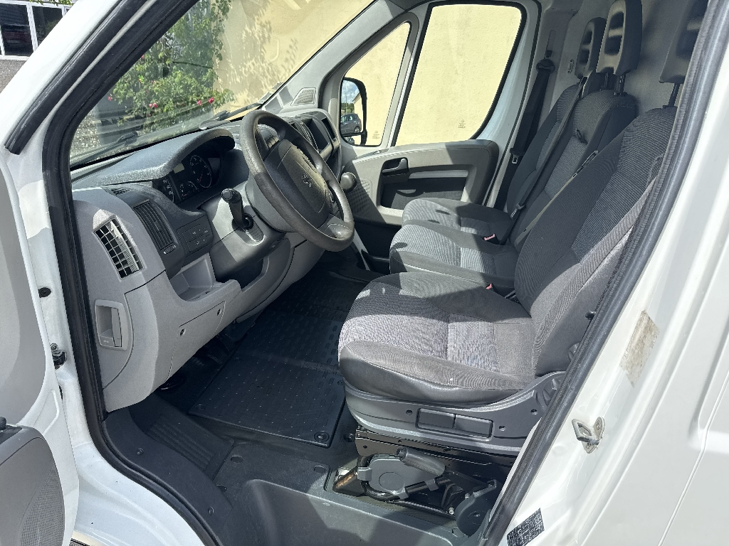 PEUGEOT BOXER - vue 1