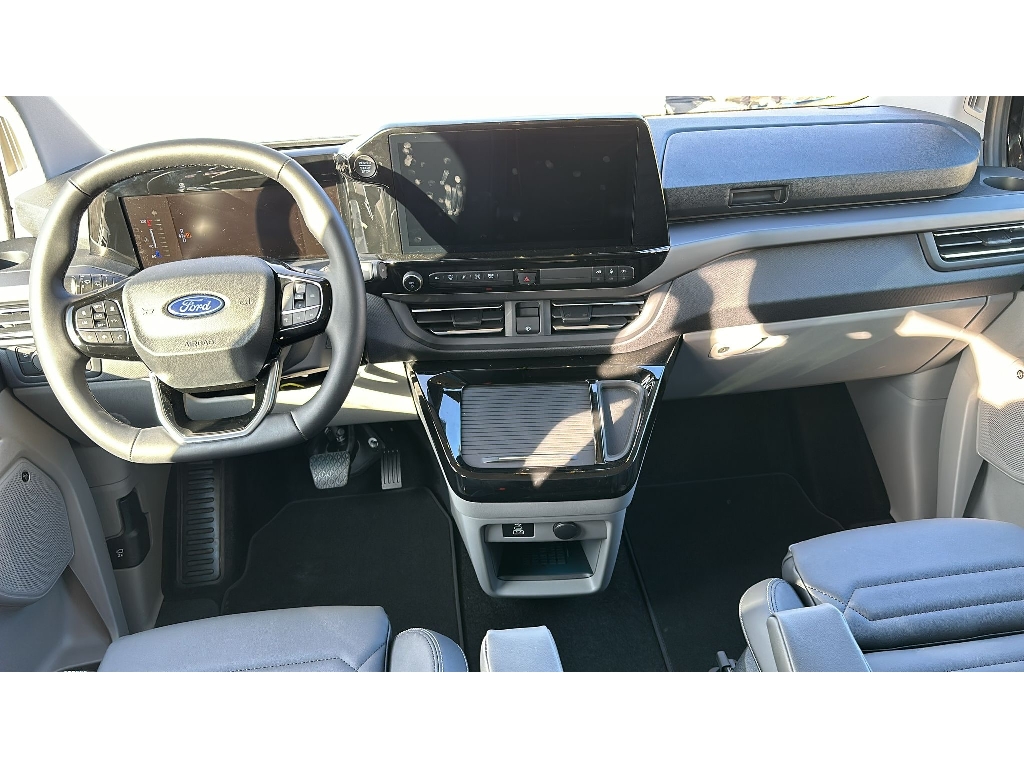 FORD TOURNEO CUSTOM - vue 1
