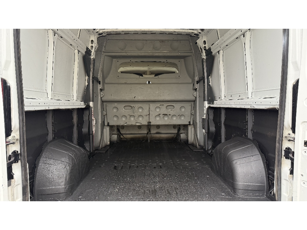 PEUGEOT BOXER - vue 1