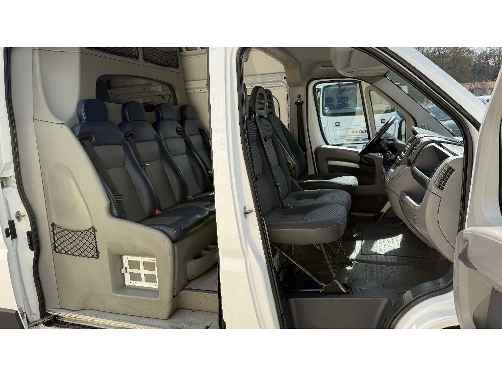 PEUGEOT BOXER  - vue 1