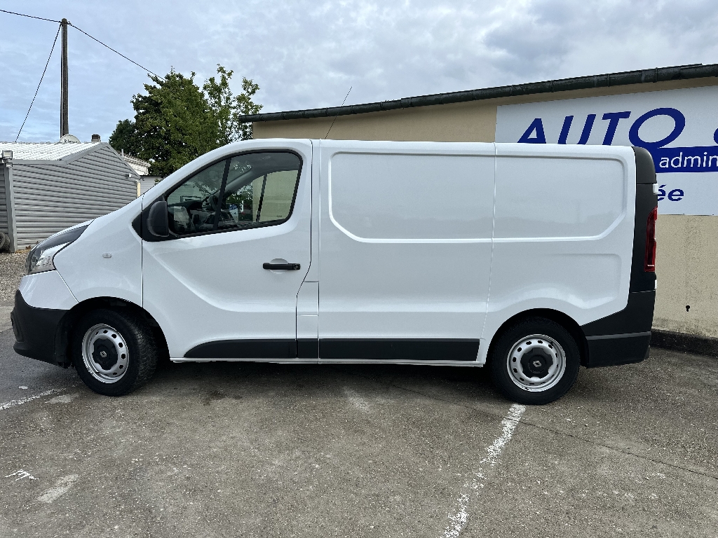 RENAULT TRAFIC - vue 1
