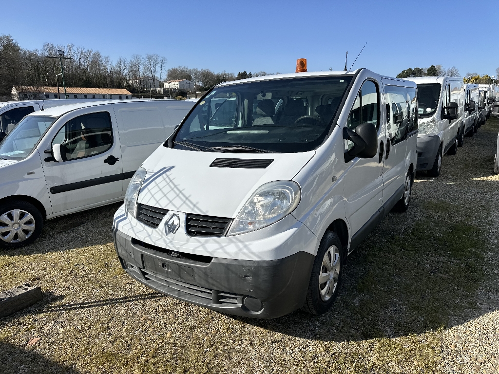 RENAULT TRAFIC 