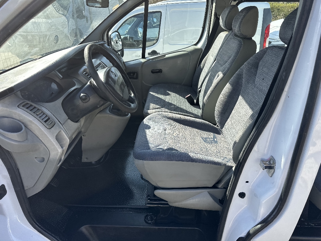RENAULT TRAFIC  - vue 1