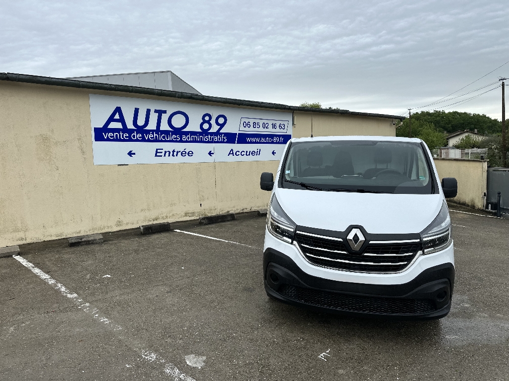 RENAULT TRAFIC 