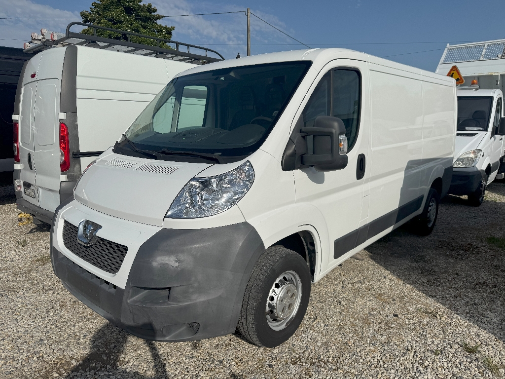 PEUGEOT BOXER - vue 1