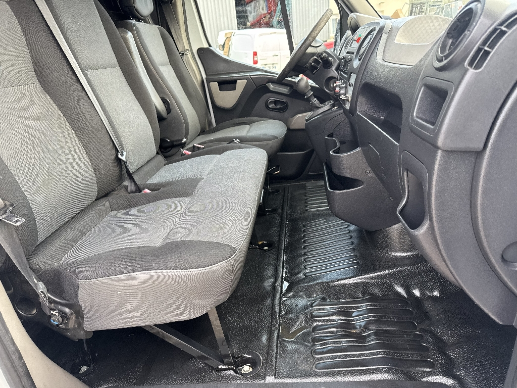 RENAULT MASTER - vue 1