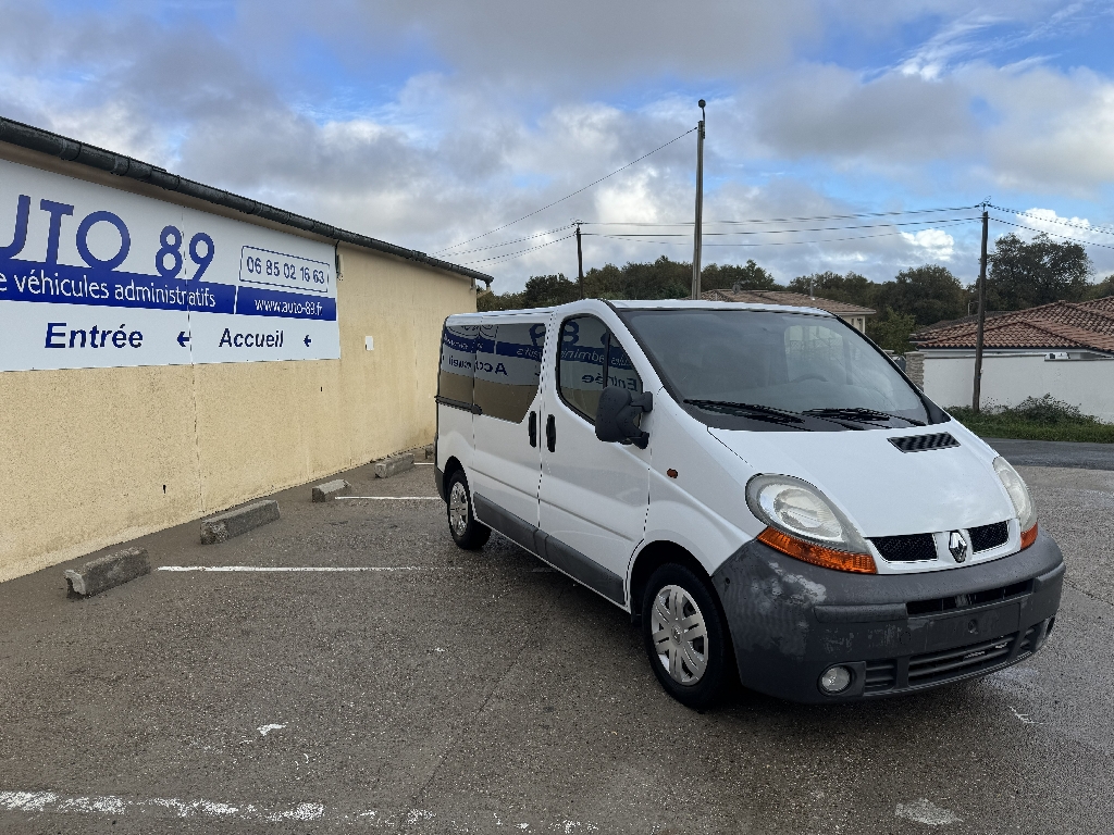 RENAULT TRAFIC - vue 1