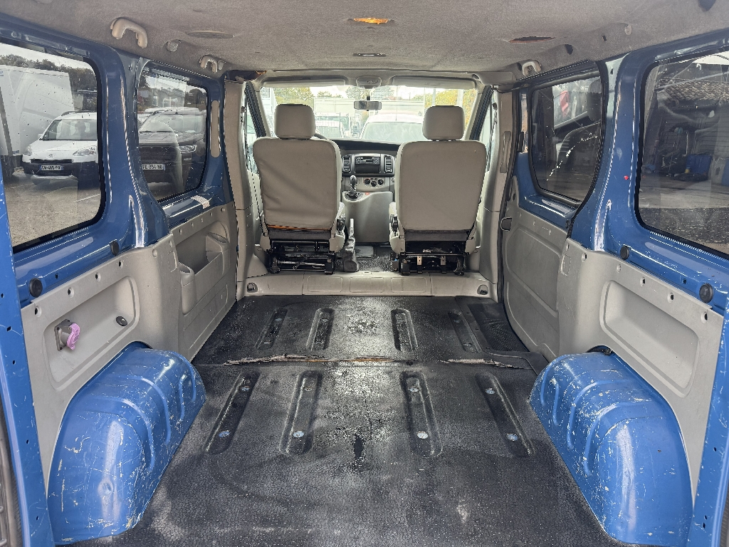 RENAULT TRAFIC - vue 1