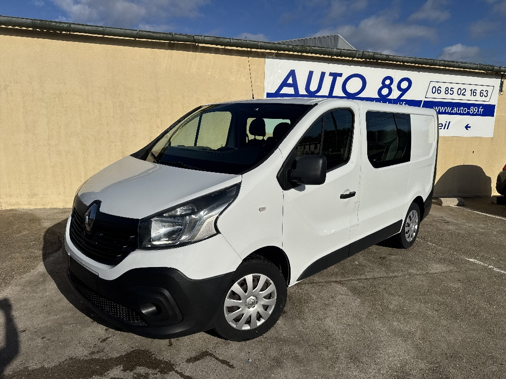 RENAULT TRAFIC