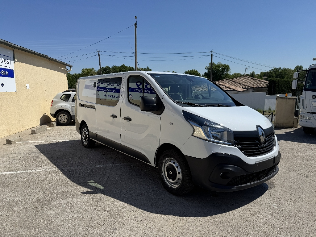 RENAULT TRAFIC 