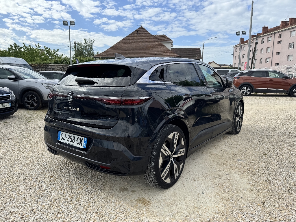 RENAULT MEGANE E-TECH - vue 1