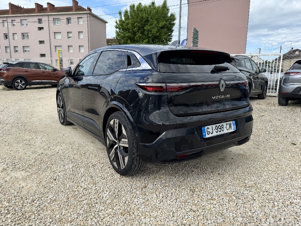 RENAULT MEGANE E-TECH - vue 1