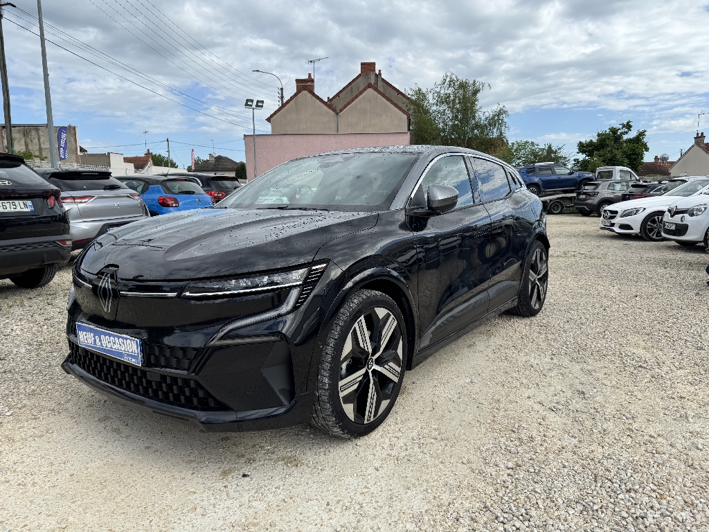 RENAULT MEGANE E-TECH - vue 1