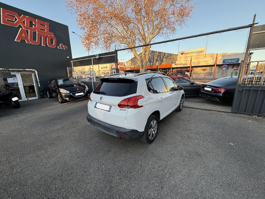 PEUGEOT 2008