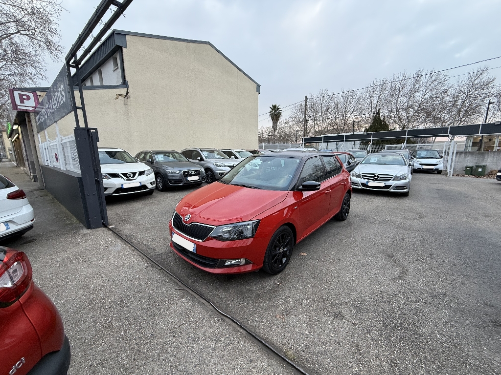 SKODA FABIA - vue 1