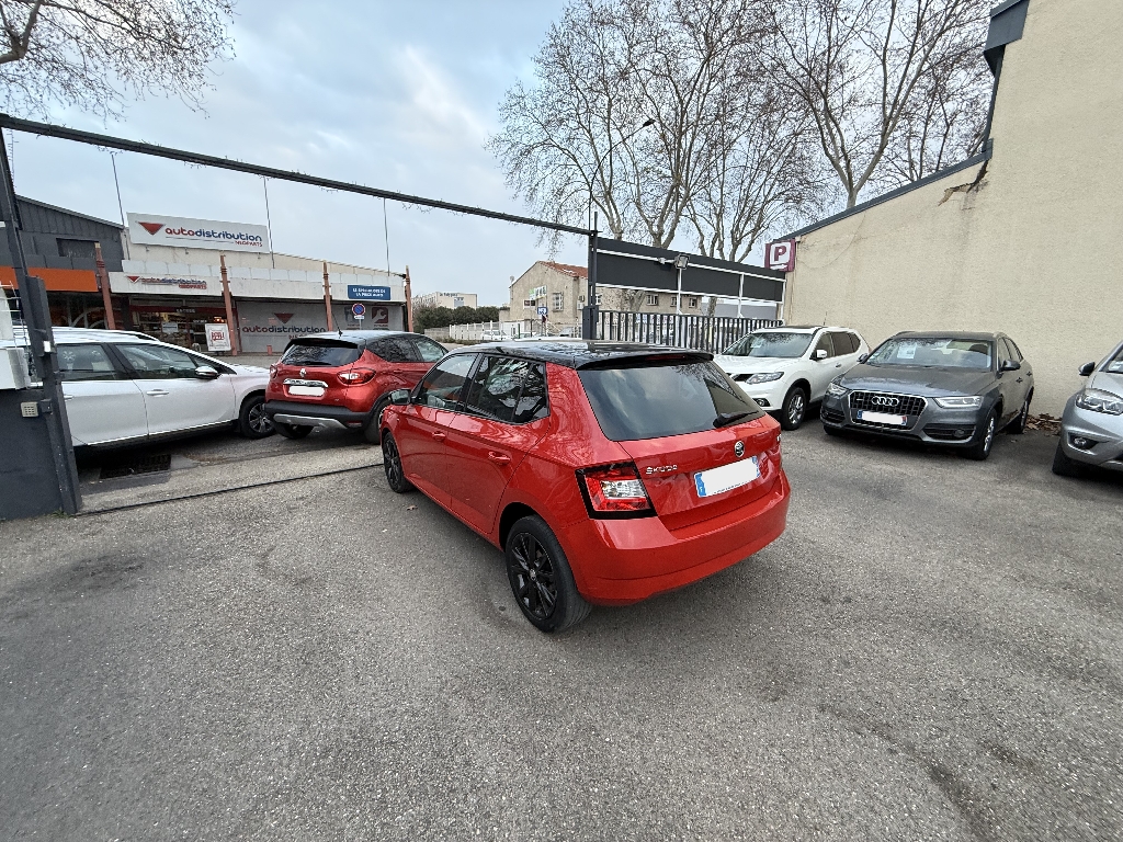 SKODA FABIA - vue 1