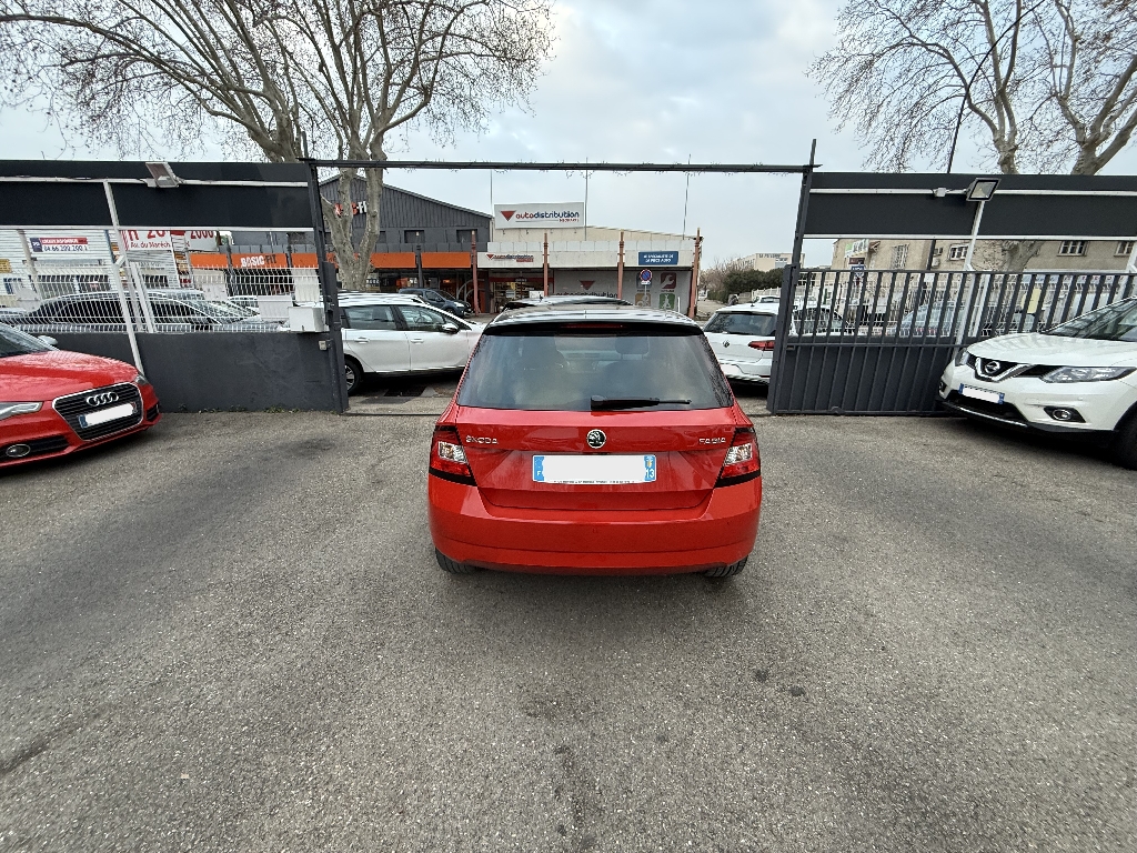 SKODA FABIA - vue 1