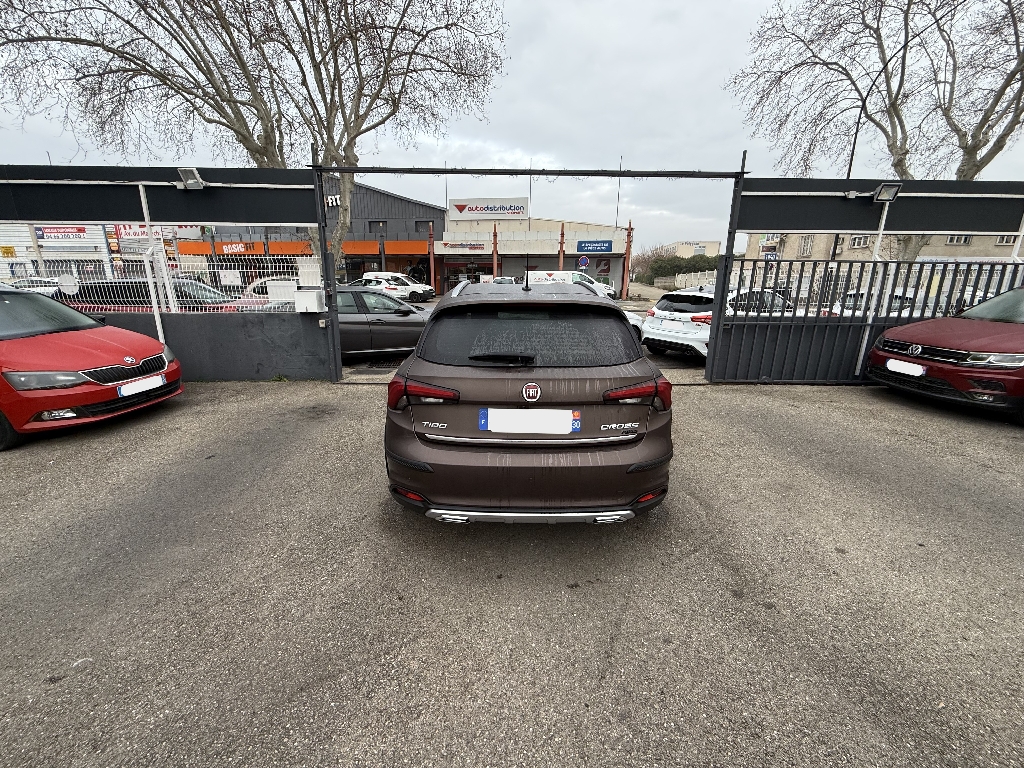 FIAT TIPO CROSS - vue 1