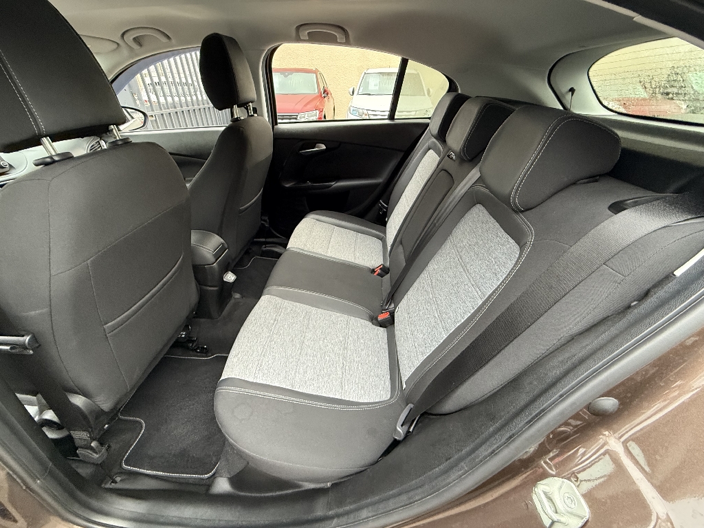 FIAT TIPO CROSS - vue 1
