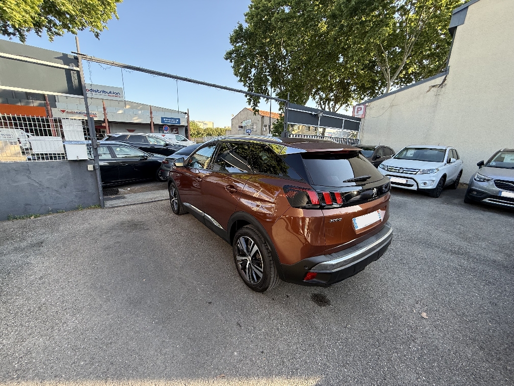 PEUGEOT 3008 - vue 1