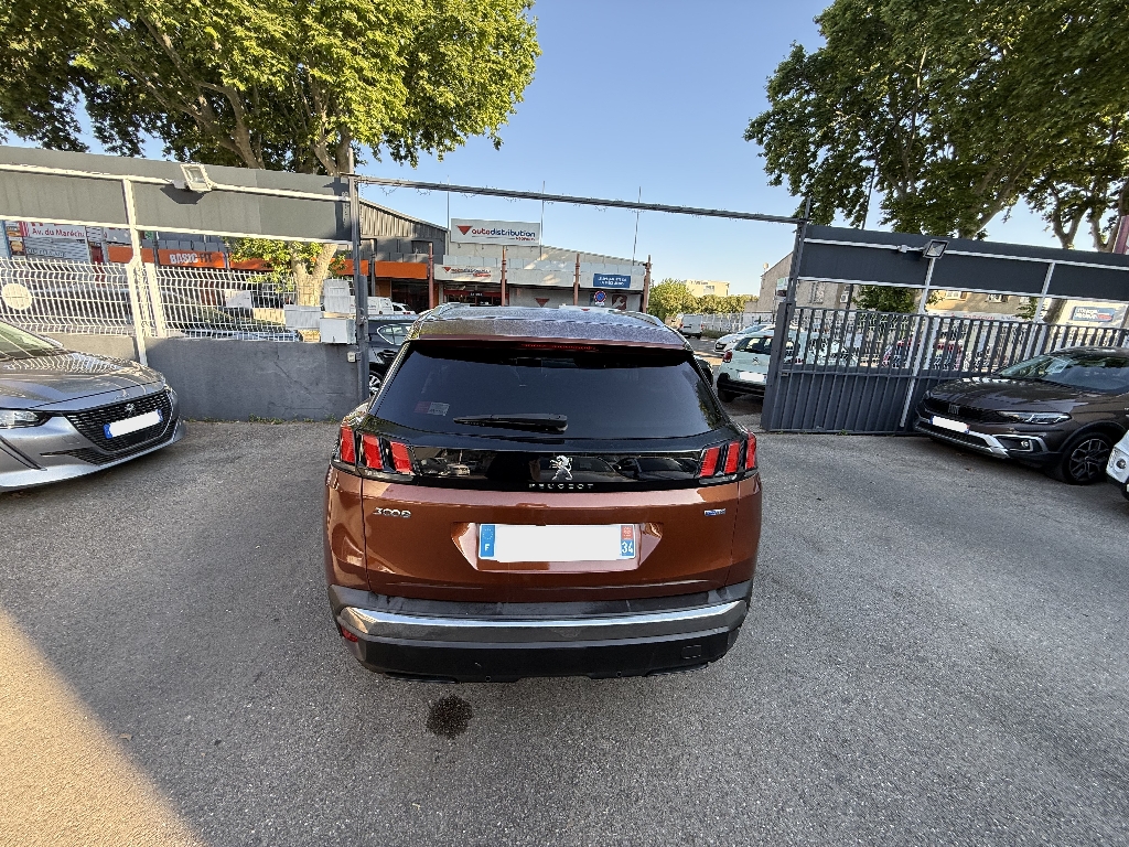PEUGEOT 3008 - vue 1