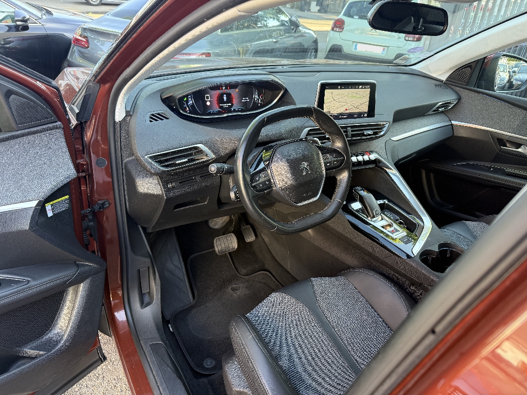 PEUGEOT 3008 - vue 1