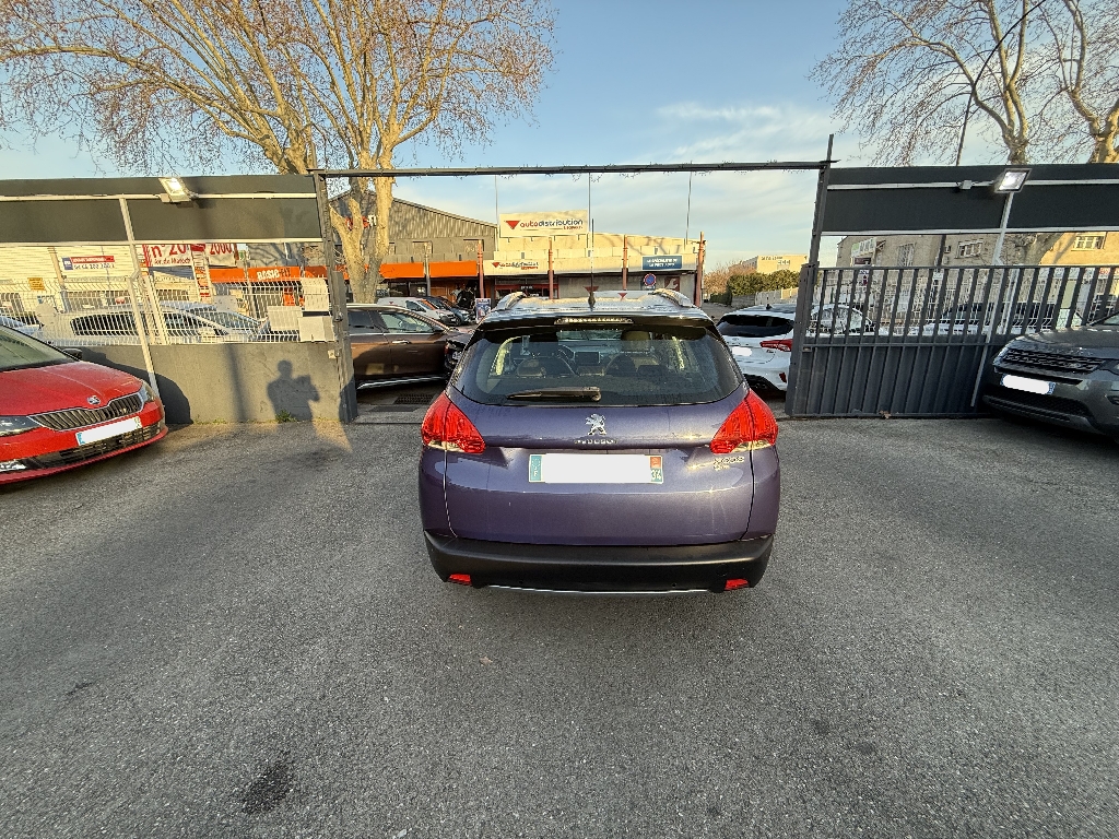 PEUGEOT 2008 - vue 1